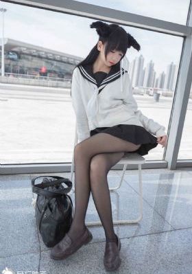 坐在联谊会角落_国产剧迅雷电影在线